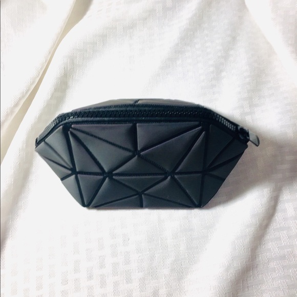 🔥HOST PICK! Unique Trendy Green/Black Geometric - Picture 5 of 6